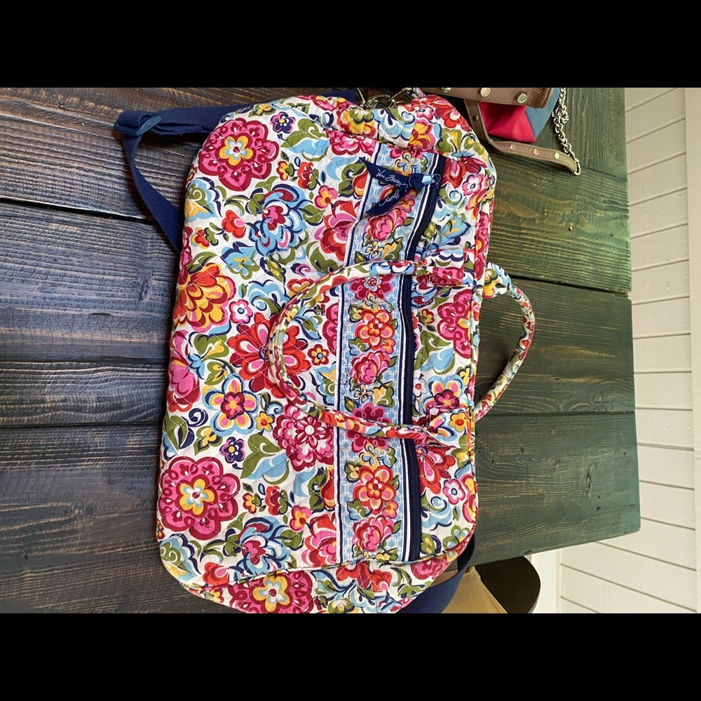 Vera Bradley Grand Weekender in Hope Garden